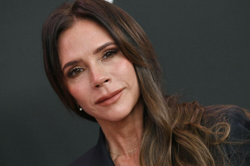 Victoria Beckham împlinește 51 de ani. Cum s-a schimbat de-a lungul timpului. GALERIE FOTO - Imaginea 24