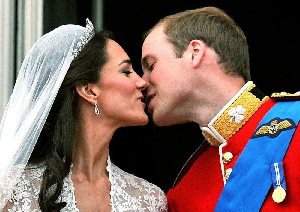Modul inedit prin care Prințul William și Kate vor sărbători 14 ani de la nuntă. Imagini de colecție de la celebrul eveniment - Imaginea 18