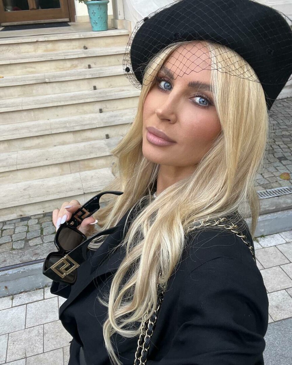 Andreea Bănică, la primul banchet al Sofiei. Ce ținută a purtat fiica artistei la petrecere | GALERIE FOTO - Imaginea 26