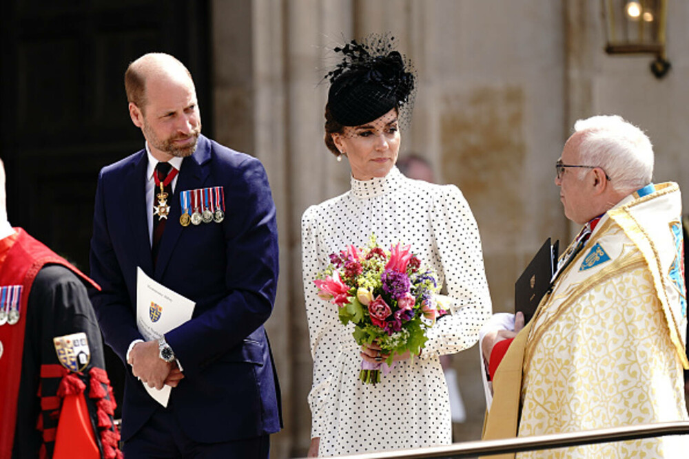 Prințesa Kate, apariție plină de eleganță alături de Familia Regală la ceremonia de Ziua Victoriei în Europa. GALERIE FOTO - Imaginea 38