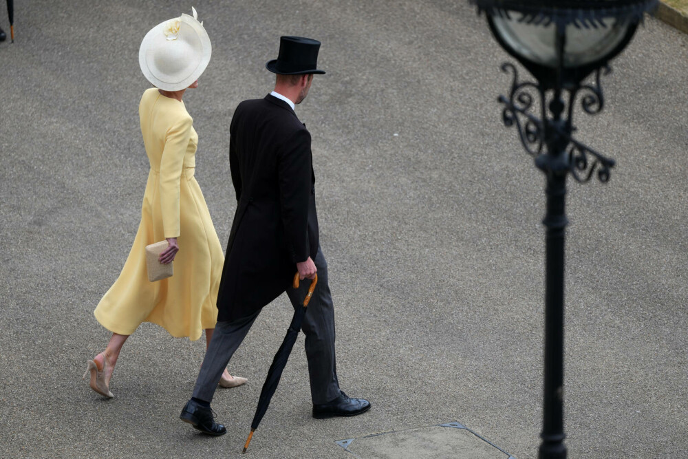 Prințesa Kate, apariție plină de eleganță la petrecerea din grădina Palatului Buckingham după 2 ani de absență. GALERIE FOTO - Imaginea 32