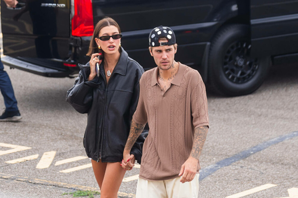 Fanii au făcut glume pe seama lui Justin Bieber după ce l-au văzut cum a apărut la festivalul Coachella. FOTO&VIDEO - Imaginea 34