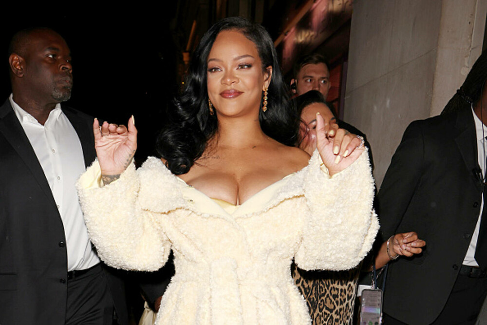 Rihanna și A$AP Rocky, cină romantică la un restaurant din New York. Cum au fost surprinși cei doi. GALERIE FOTO - Imaginea 25