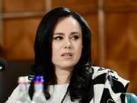 Simona Bucura Oprescu