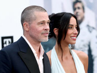 Brad Pitt și Ines de Ramon