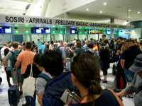 Motivul pentru care mai mulți pasageri s-au luat la bătaie înainte de decolarea unui avion de pe Aeroportul „Henri Coandă”