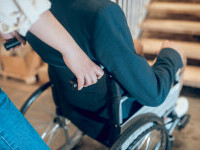 persoana cu dizabilitati