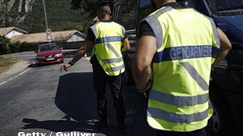 politisti francezi